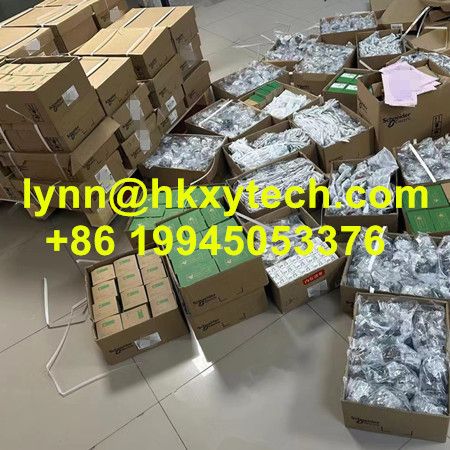 Hot Sale Schneider Electric ABE7P16T334 Sub-base for Plug-in Relay ABE7 ABE7P16T334 PLC Module In Stock